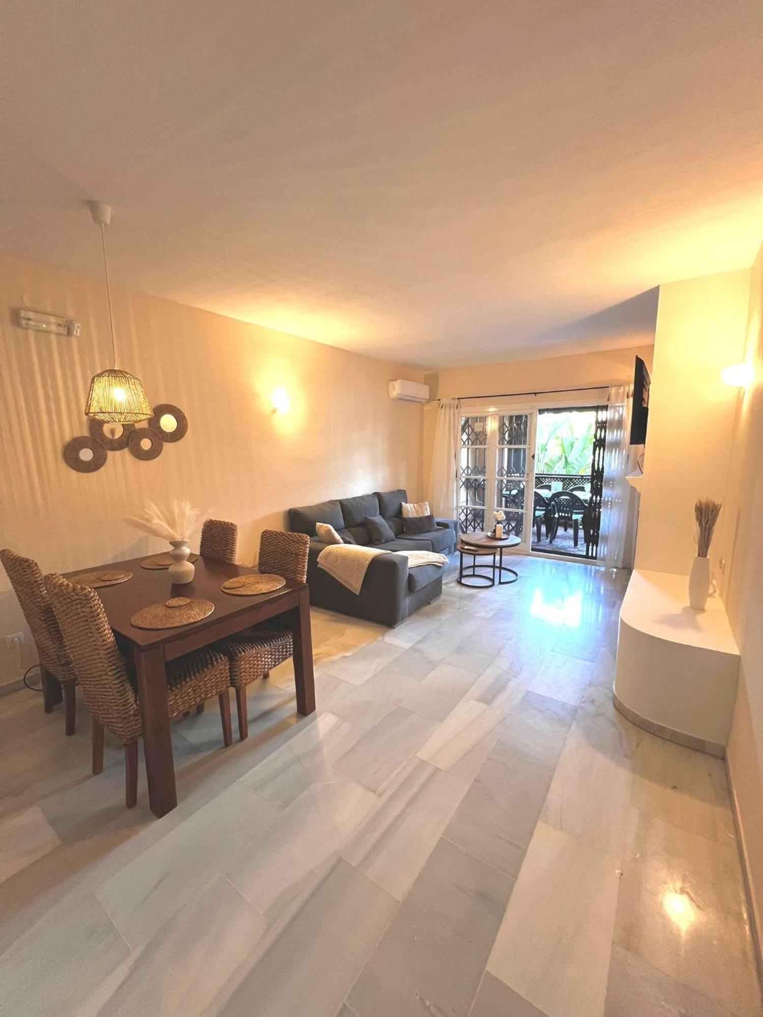 Casa Janina - Riviera Del Sol Apartamento *